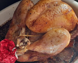 Foto del paso 3 de la receta: Pavo asado al coñac -con especias Cookpad-