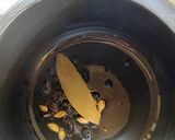 A picture of step 2 of Paya Shorba / Mutton Trotters Soup.
