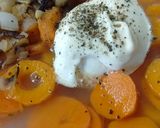 Foto del paso 4 de la receta: Sopa crema de zanahorias, con cebollas, ajo, arvejas y panceta