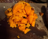 Foto del paso 2 de la receta: TORTILLA DE BONIATOS ZANAHORIA y ECHALOTE o CEBOLLA
