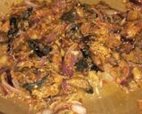A picture of step 5 of Dried fish spaghetti.