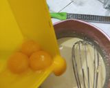 Foto langkah ke 2 dari resep Japanese Cheddar Cheese Cake (Oven Tangkring).
