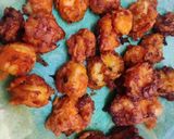A picture of step 3 of Crispy Chilli Prawns.