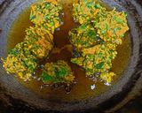मेथी के पकौड़े (methi ke pakode recipe in Hindi) रेसिपी चरण 2 फोटो