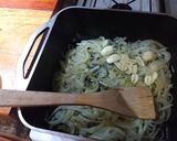 Foto del paso 3 de la receta: Fideos de vegetales con estofado de filetes al vino y romero