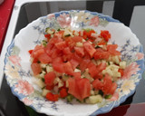 Foto del paso 2 de la receta: Ensalada con huevo y langostinos