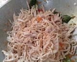 Foto langkah ke 7 dari resep Ayam Suwir bumbu pedas.