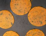 A picture of step 4 of Besan ka papad.