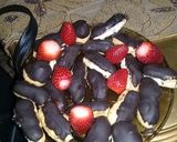 صورة لخطوة 7 من وصفة إكلير محشو بكريمة الحلواني ومغطي بالشوكولاتة 😋😍
