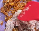A picture of step 2 of Crispy Fried Mutton Momos.