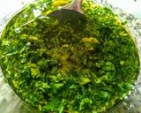Foto del paso 3 de la receta: VINAGRETA De Perejil al Jerez...!