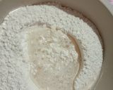 Foto langkah ke 2 dari resep Stik bawang gurih tanpa telur.
