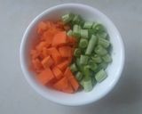 Hình bước làm 1 của món Cơm chiên thập cẩm