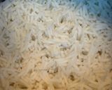 Foto del paso 1 de la receta: Arroz frito con huevo, zanahoria y soja