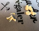 Une image de l'étape 2 de Aubergines aux carottes jaunes, persil, ail, oignon et épices.