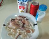 Foto del paso 1 de la receta: Calamares enharinados con cerveza