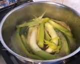 Une image de l'étape 3 de Nids de poireaux vinaigrette (au bouillon de champignons).