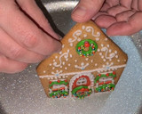 Foto del paso 14 de la receta: Casita de galletas de jengibre 🎅😉!
