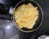 Hình bước làm 1 của món Bắp xào bơ trứng