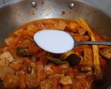 Foto langkah ke 5 dari resep Sambal Goreng Tahu Krecek.