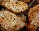 A picture of step 3 of Spanish Seasoned Pork Loin Steaks.