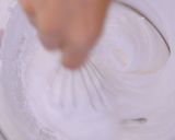 A picture of step 4 of Easy Classic Vanilla Meringue Cookies.