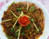 A picture of step 1 of Dry Chana Daal.