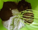 Foto del paso 2 de la receta: Muffins de choco y algarroba