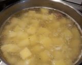 Foto del paso 2 de la receta: Patas de pollo con papas al horno