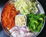 A picture of step 2 of Sooji noodles healthy version.