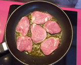Foto del paso 3 de la receta: Solomillo de cerdo con salsa gravy