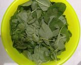 Foto langkah ke 1 dari resep Sayur Bayam Bening.