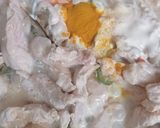 Foto del paso 2 de la receta: Pollo curry y crema con cuscús frío y ensalada color