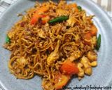 Foto langkah ke 4 dari resep Bakmi goreng.