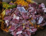Foto langkah ke 5 dari resep Tongseng Daging Kambing Tanpa Santan.