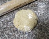 Foto del paso 3 de la receta: Alfajores veganos con dulce de dátiles y coco rallado :)