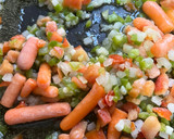 Foto del paso 2 de la receta: Pollo en salsa