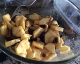 Foto del paso 1 de la receta: Pastel de manzana y fruta confitada
