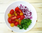 Foto del paso 4 de la receta: Ensalada de garbanzos y guacamole