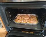 Foto del paso 3 de la receta Costillas con hierbas, miel y mostaza al horno