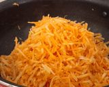 A picture of step 2 of Carrot kheer.