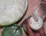 Foto langkah ke 7 dari resep Bolu Kukus Alpukat.