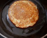 A picture of step 5 of Eggless Pancakes.