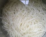 A picture of step 7 of Lanzhou Beef Noodle Soup.