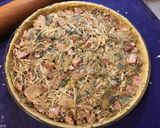 Une image de l'étape 8 de Tarte aux poireaux, saucisses à l'ancienne et emmental (pâte brisée épeautre origan).