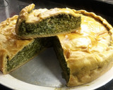 Foto del paso 5 de la receta: Pascualina con acelga y cebolla cruda, facilísima!