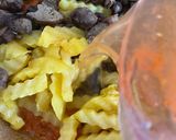 Foto langkah ke 3 dari resep Sambal Goreng Kentang & Hati Ayam.