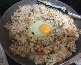 A picture of step 4 of Fried Rice with Leftover vegetables.