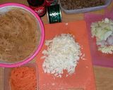 Foto langkah ke 2 dari resep Bihun Goreng Sayur & Daging Bumbu.
