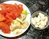 A picture of step 1 of Papaya Banana Smoothie.